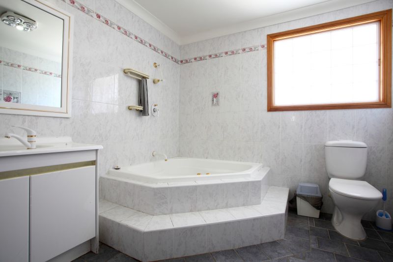 Cost of Bathtub Installation in Ann Arbor, MI